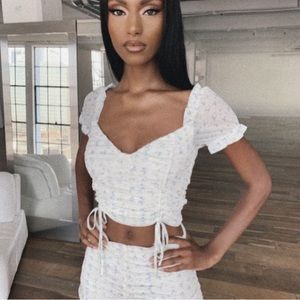 Tiger Mist Floral Rusched Crop Top